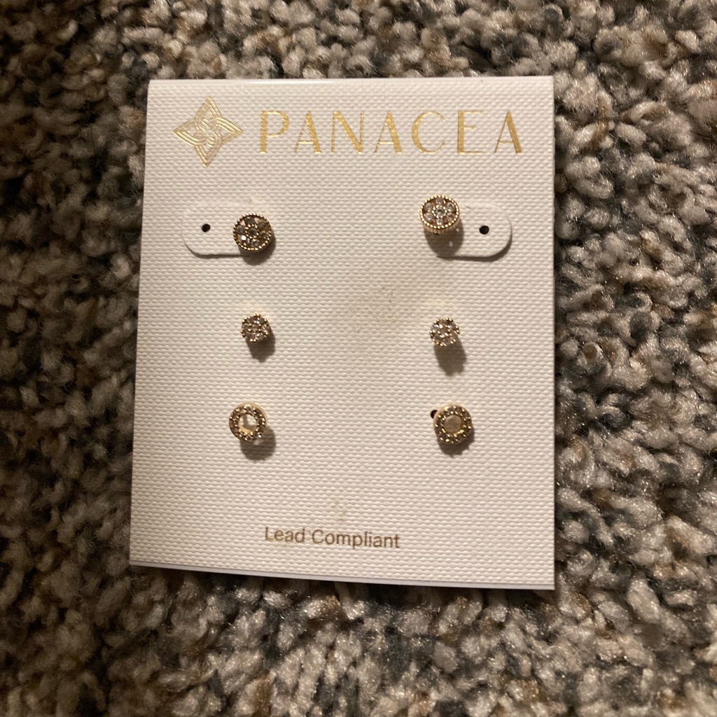 Nwt Pave Crystal Stud Earring 3-Piece Set Panacea Nordstrom Gold Crystal Studs 15$